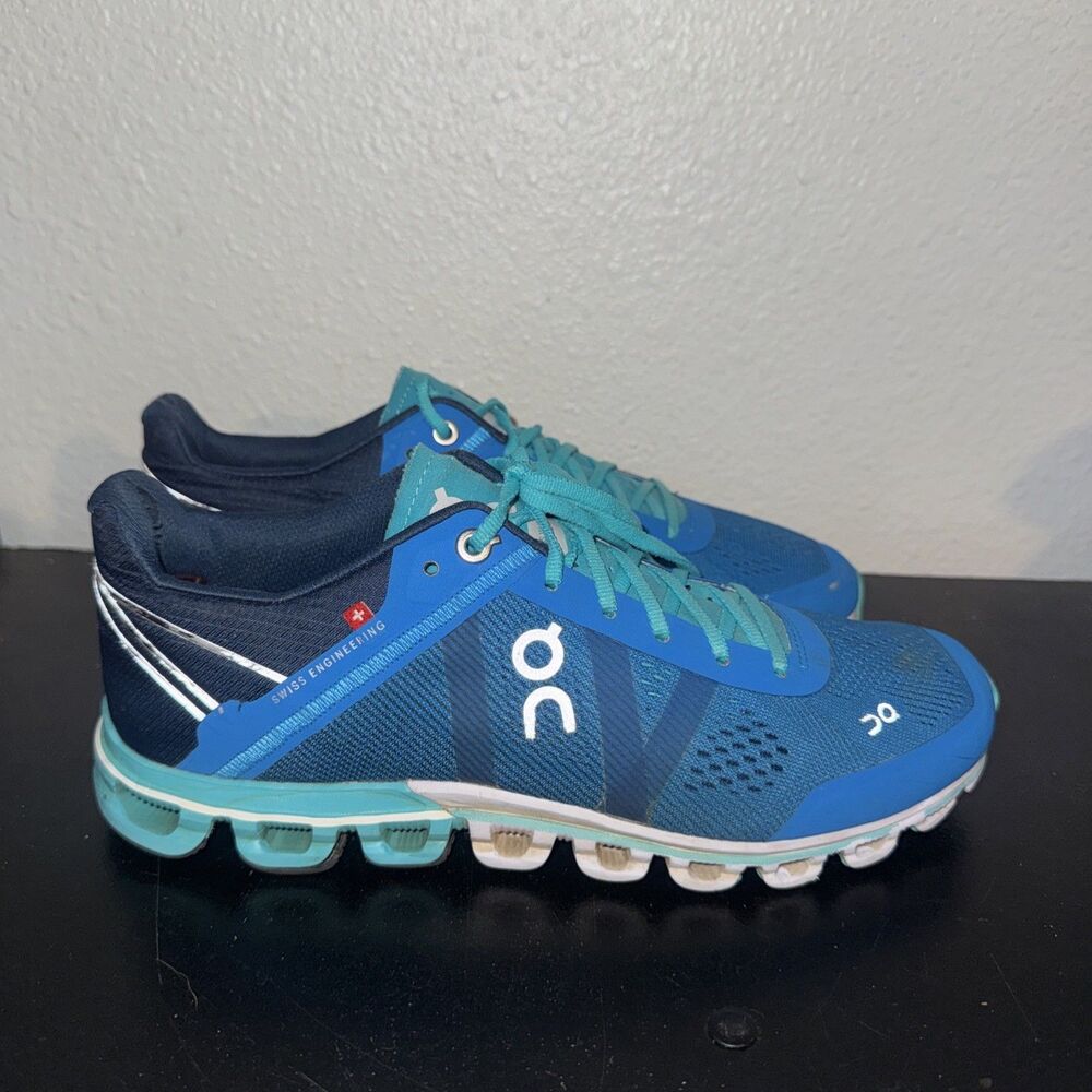 On Cloudflow Women’s Running Shoes Blue Teal Size W 7 Lightweight EUC